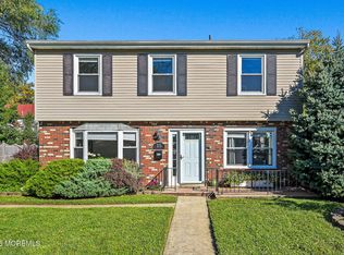 15 Jackson Street, Keyport, NJ 07735