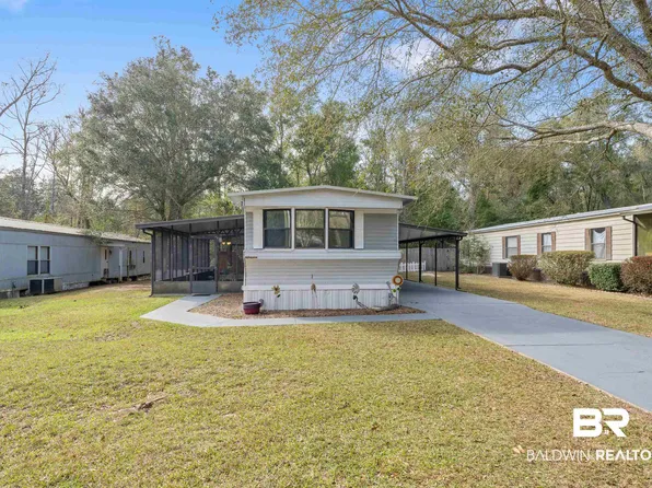 1521 Valencia Dr, Lillian, AL 36549