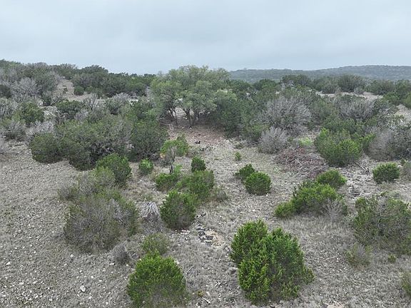 2nd image of 2122 County Road 450