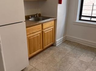 132 Guy Lombardo Ave #E2, Freeport, NY 11520