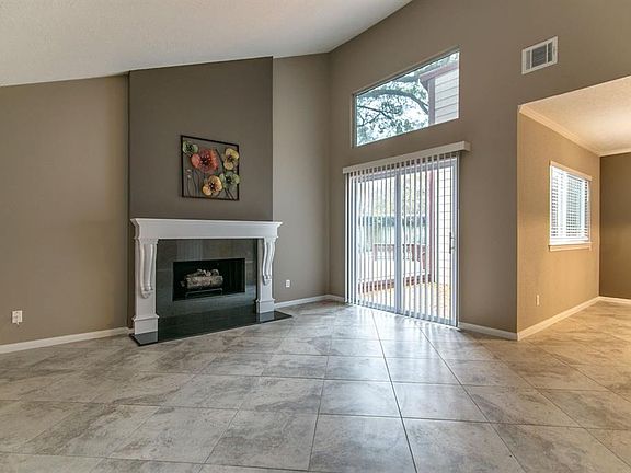 4th image of 17203 Baronshire Dr