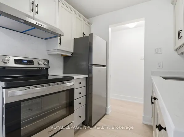 264 Grantham Ave #507, Saint Catharines, ON L2M 5B5