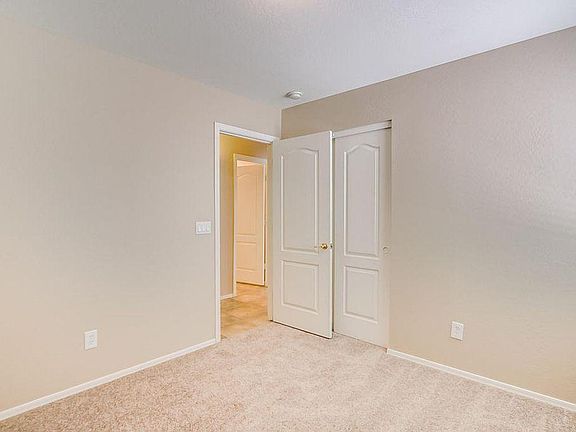 5th image of 569 W Lucky Penny Pl