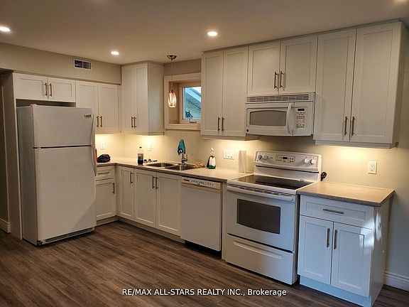 3rd image of 55 Rainbow Ridge Rd