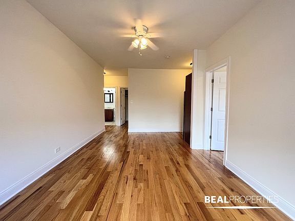4th image of 628 W Cornelia Ave #C628-e3