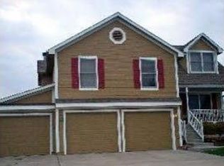7560 N Tullis Ave, Kansas City, MO 64158