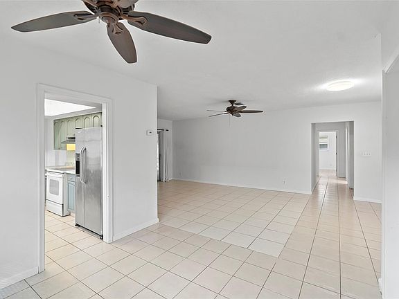 5th image of 851 SW 66th Avenue