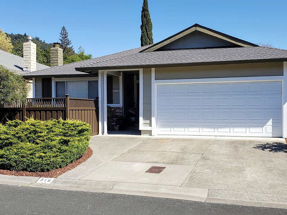 1st image of 316 Vineyard Dr