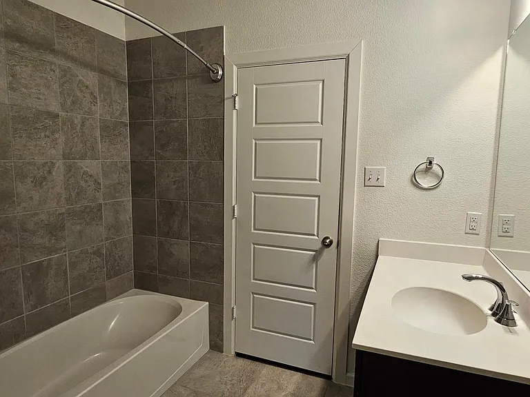 4836 Carmel Valley Dr — Photo 11