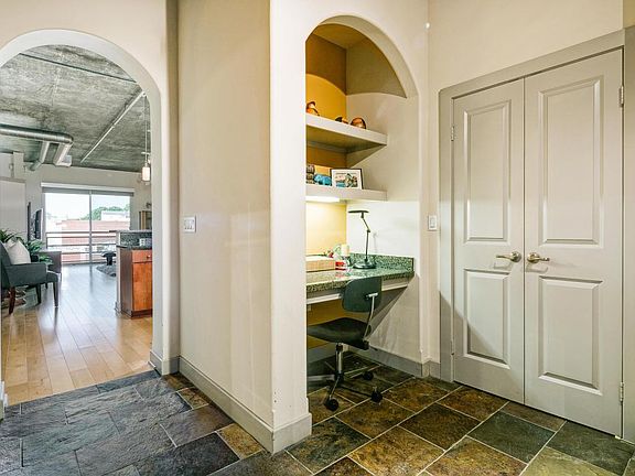 5th image of 840 E Green St Unit 418