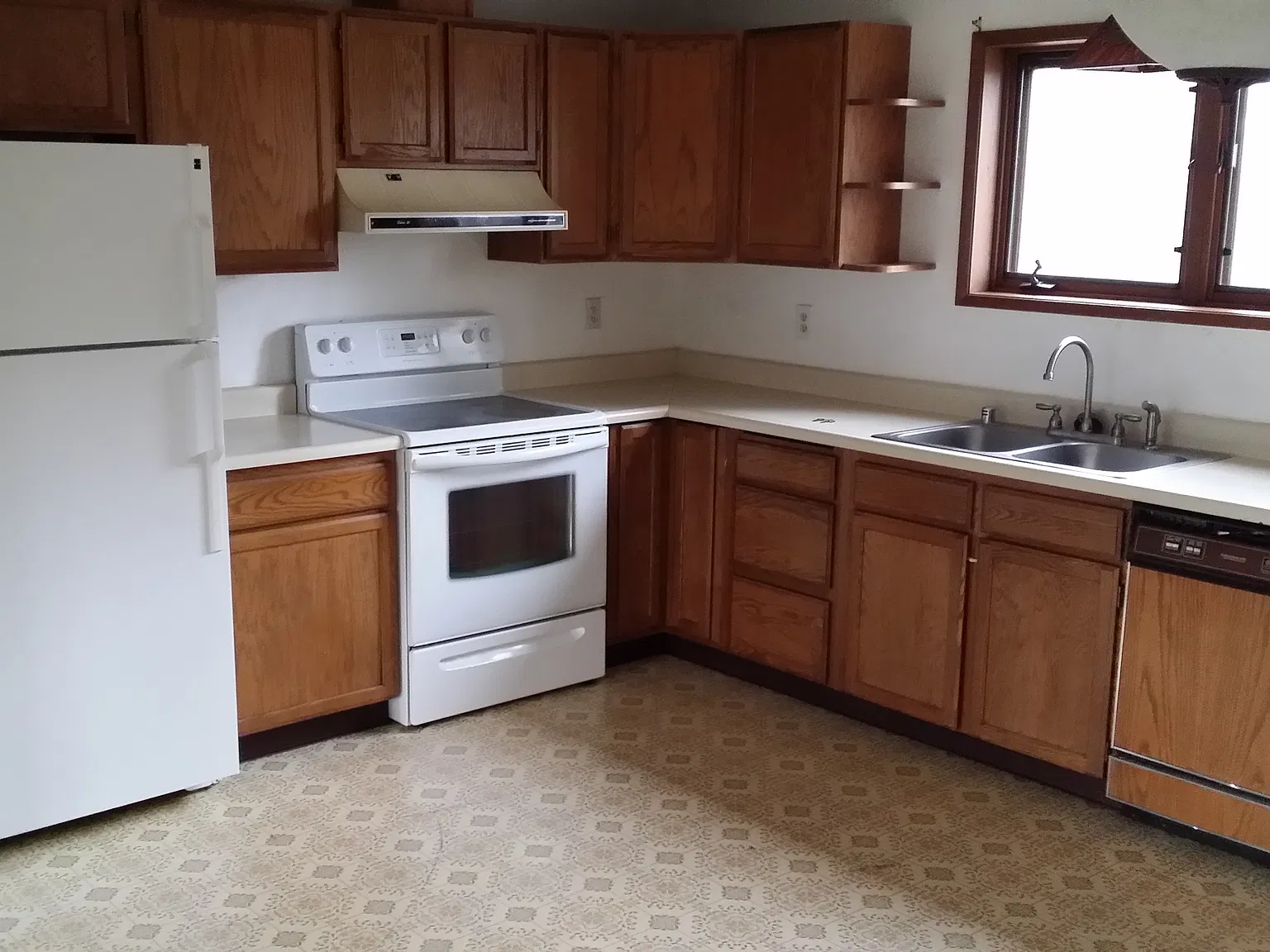 2 bed, $1,580 — Photo 4