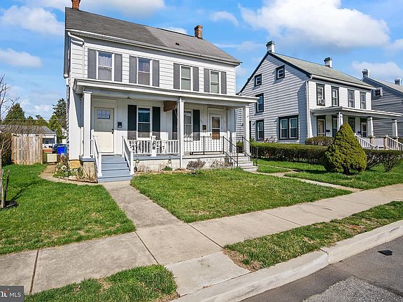 4th image of 841 Maryland Ave