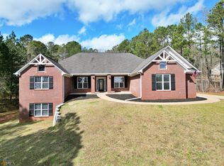 1417 Trestle Rd, Locust Grove, GA 30248