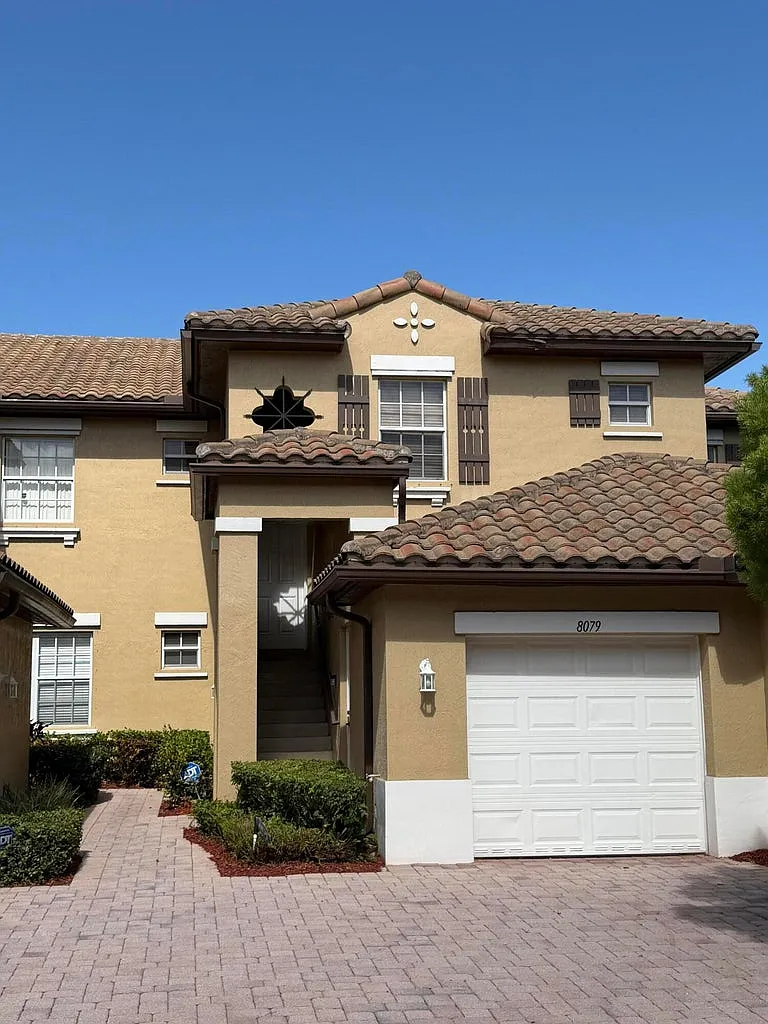 3 bed, 1524 sqft, $3,400 — Photo 1