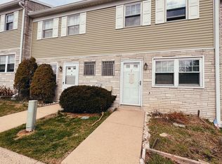 515 N York Rd #4F, Willow Grove, PA 19090