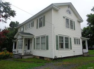 21 Lock St, Phoenix, NY 13135