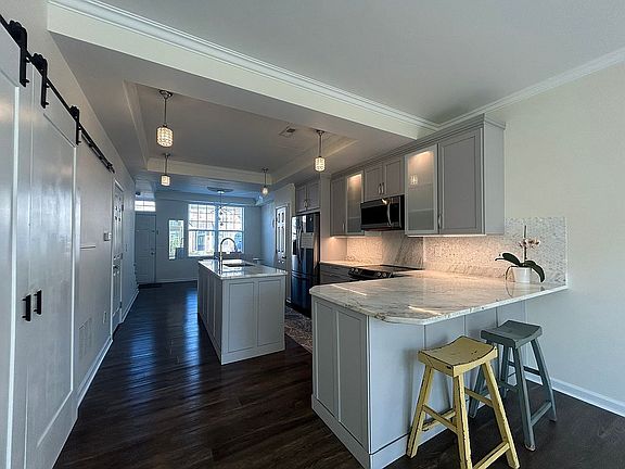 5th image of 3583 Harbor Bay Dr
