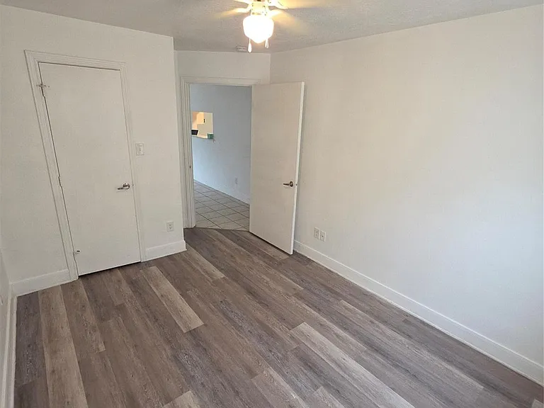 5335 Cherie Crest Ct — Photo 6