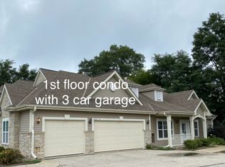 W264N2735 Christian Ln UNIT 3, Pewaukee, WI 53072
