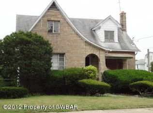 1411 Murray St, Forty Fort, PA 18704