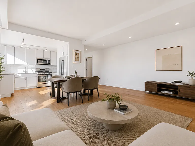 30-92 29th St #7F — Photo 3