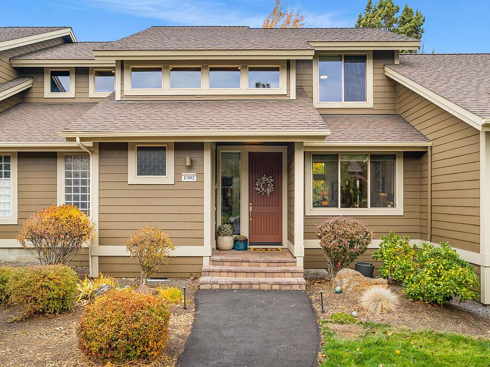 1st image of 1302 Highland View Loop