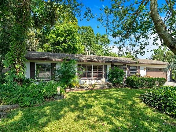 2nd image of 310 Valencia Shores Dr