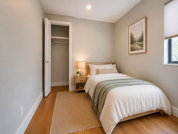 3rd image of 445 Meeker Ave APT 2L