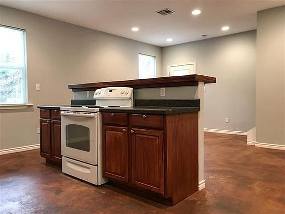 4th image of 5513 William Holland Ave #B