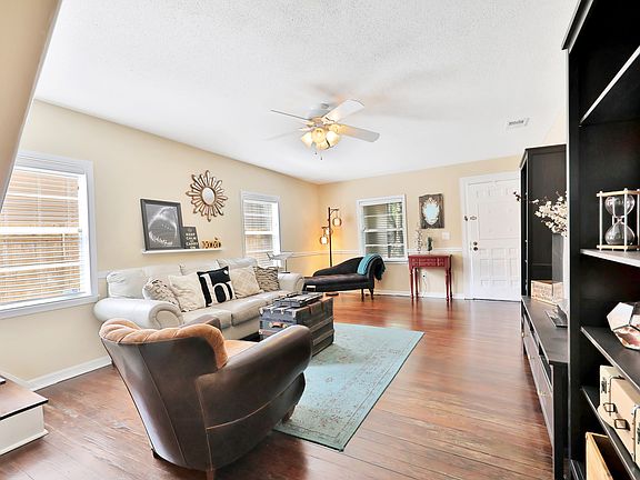 4th image of 1801 S Bumby Ave
