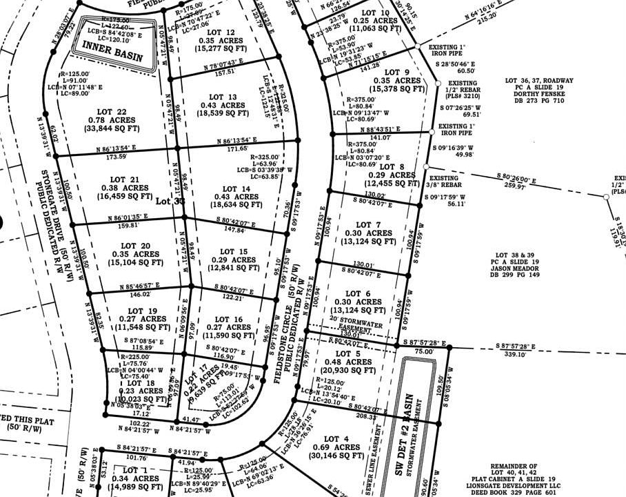2nd image of 22 Fieldstone Cir