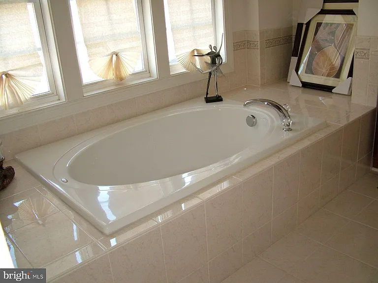 5074 Anchorstone Dr — Photo 10
