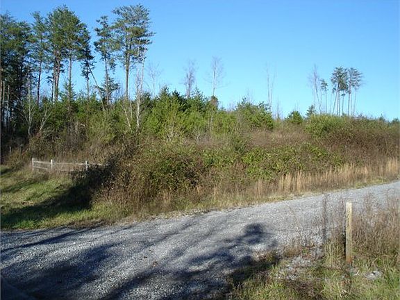 2nd image of 165 Jones Dr