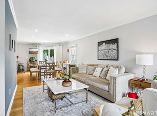 55 Waterford Ln #2, Stamford, CT 06905
