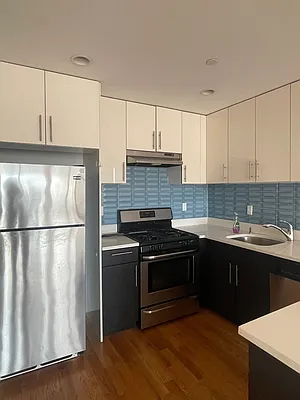 Rented by Bahar Management | media 16