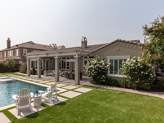 4th image of 18431 Altimira Cir