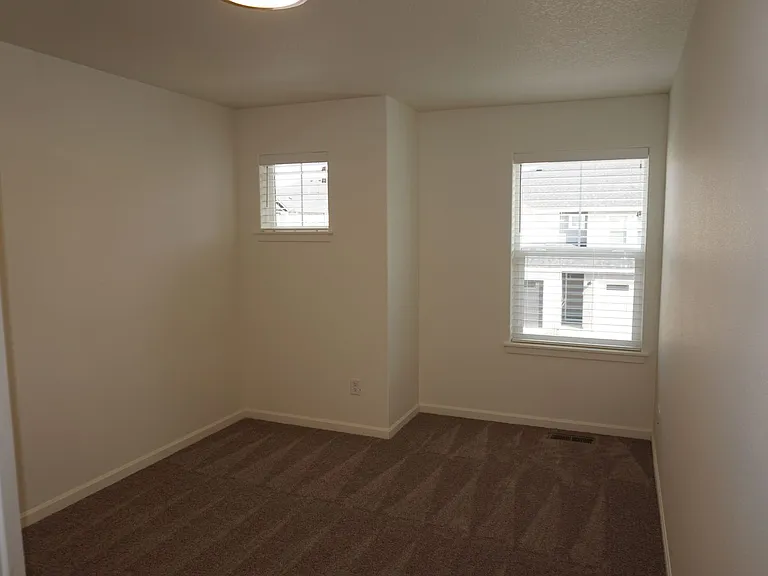 11420 NE 127th Ct — Photo 31