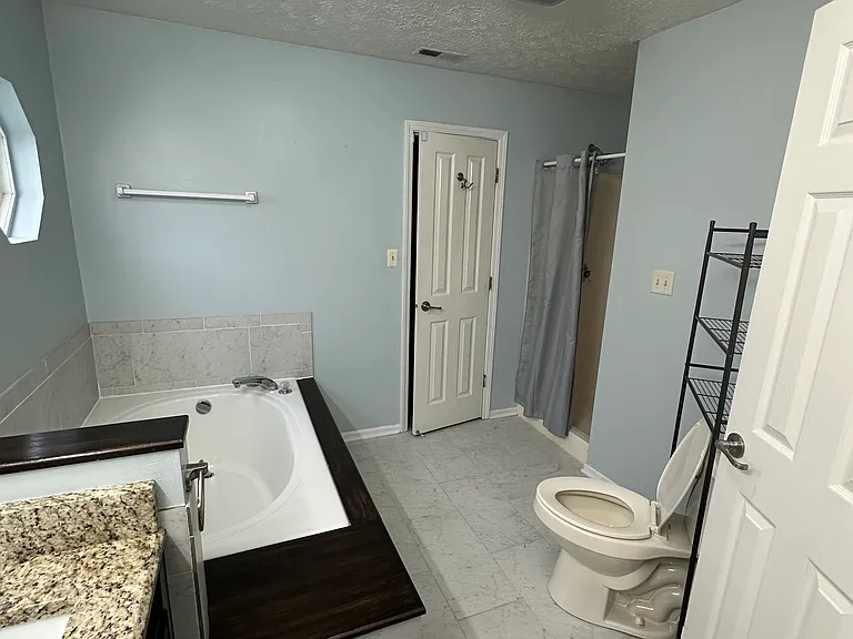 6135 Woodmill Dr — Photo 13