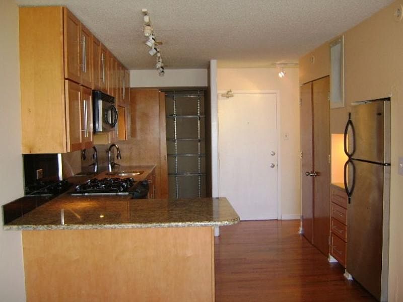 1st image of 1540 N State Pkwy APT 14C