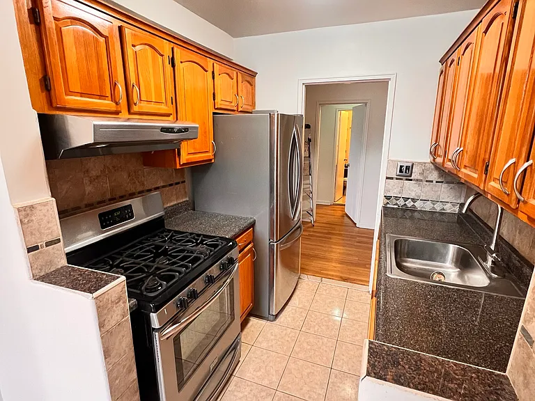 2343 E 12th St #1J — Photo 12
