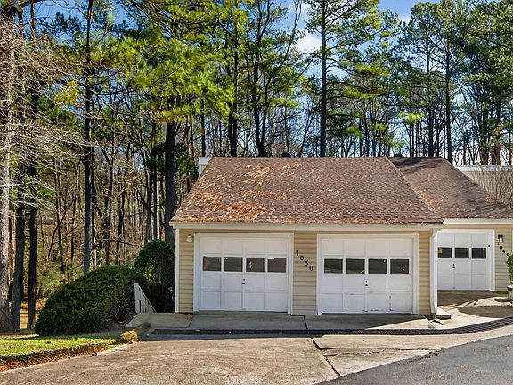 3rd image of 1050 Ivy Hills Cir #1050