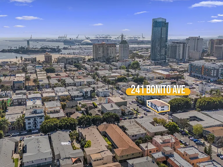 241 Bonito Avenue — Photo 4