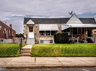 15132 Carter Rd, Philadelphia, PA 19116