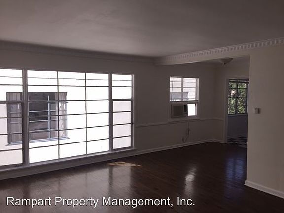 5th image of 4215 Los Feliz Blvd APT 8