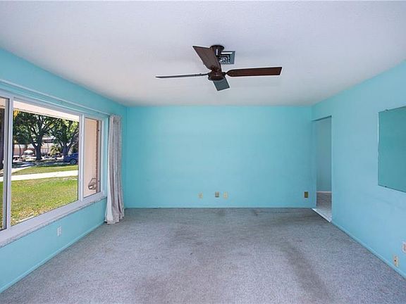 3rd image of 1744 Catherine Dr