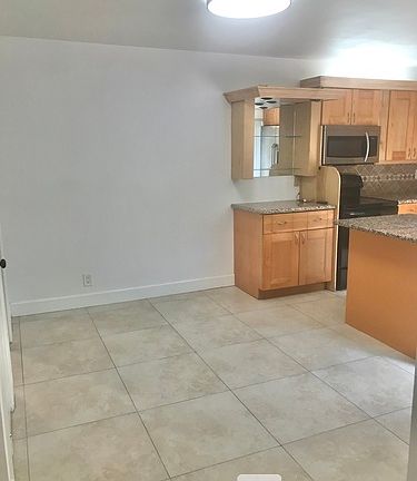 3rd image of 2970 Waterford Dr N #2970