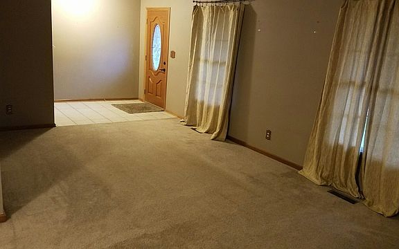 2nd image of 1971 Rosemary Cir