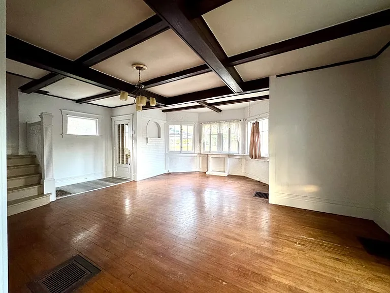 312 Harrison Ave — Photo 1