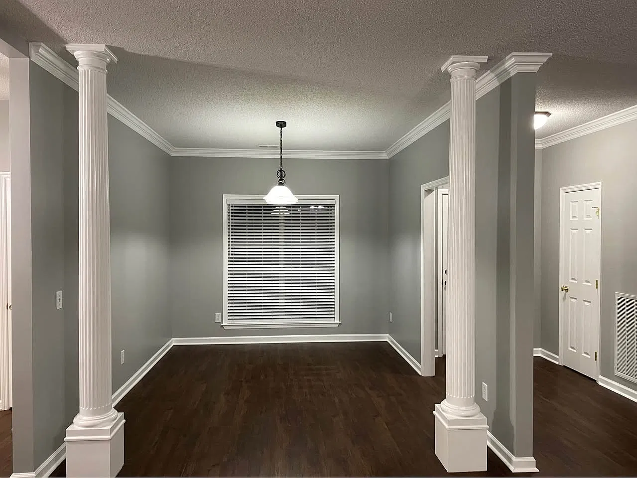 813 Halstead Court SE — Photo 3