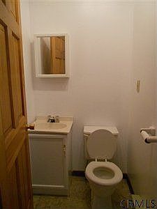 5th image of 21 Myers Ct
